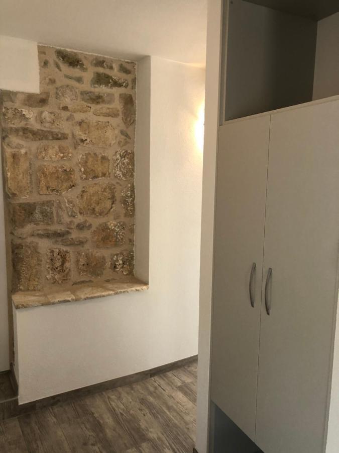 Old Town Apartment Tonka フヴァル エクステリア 写真